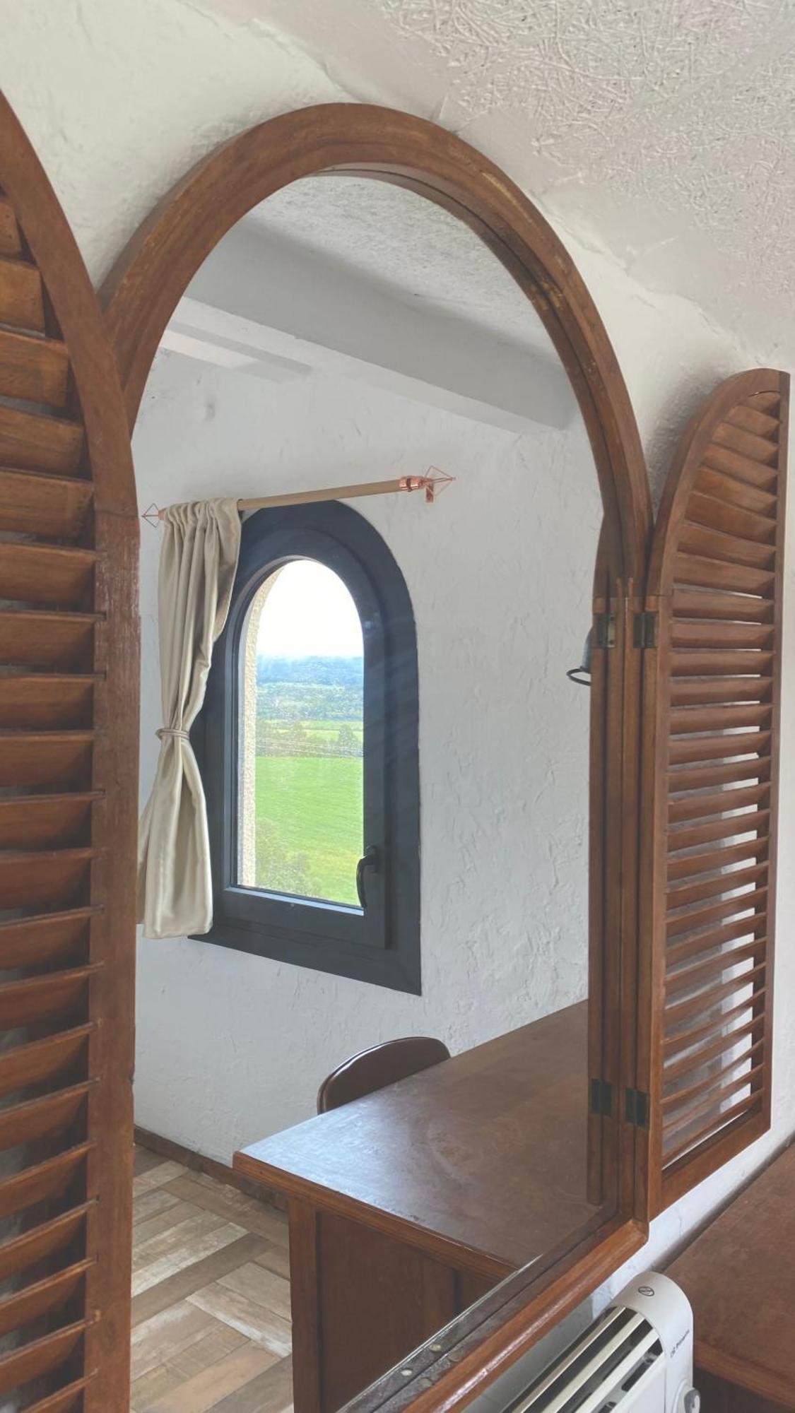 Torre Costa Brava Lägenhet Garrigás Exteriör bild