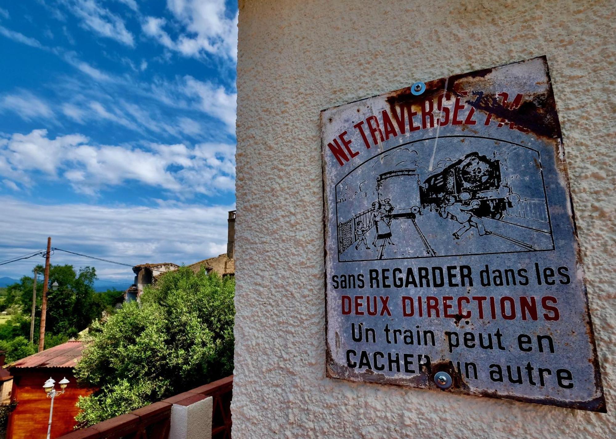 Torre Costa Brava Lägenhet Garrigás Exteriör bild